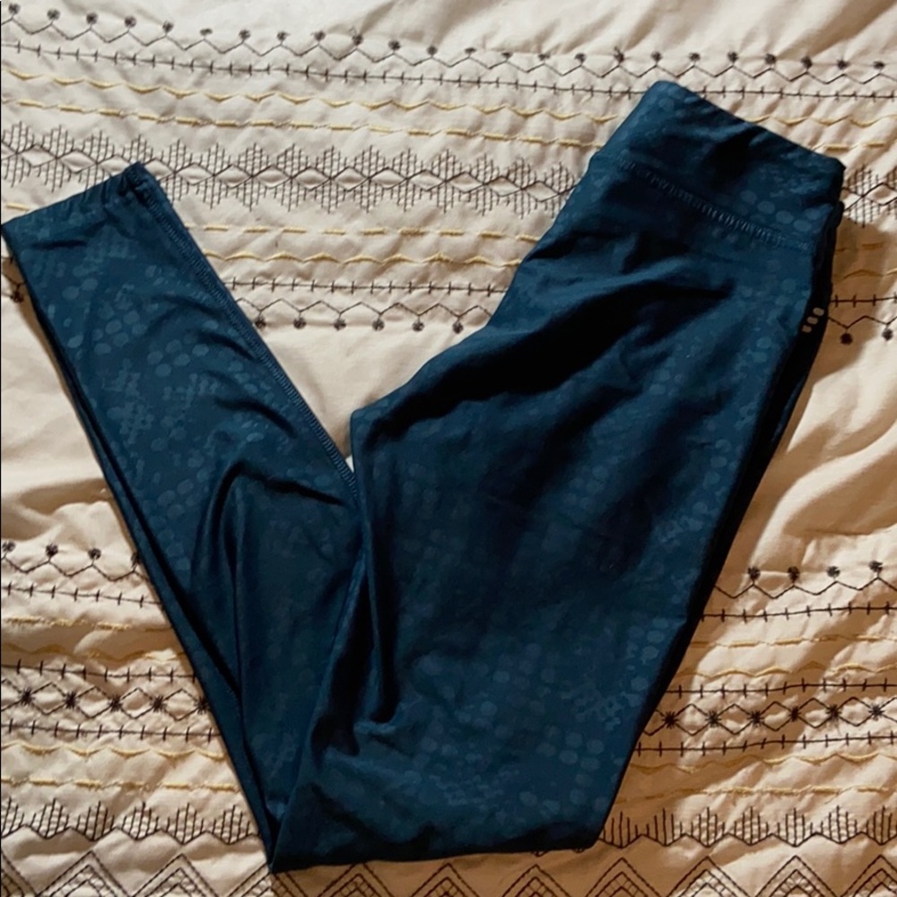 BCG size small leggings